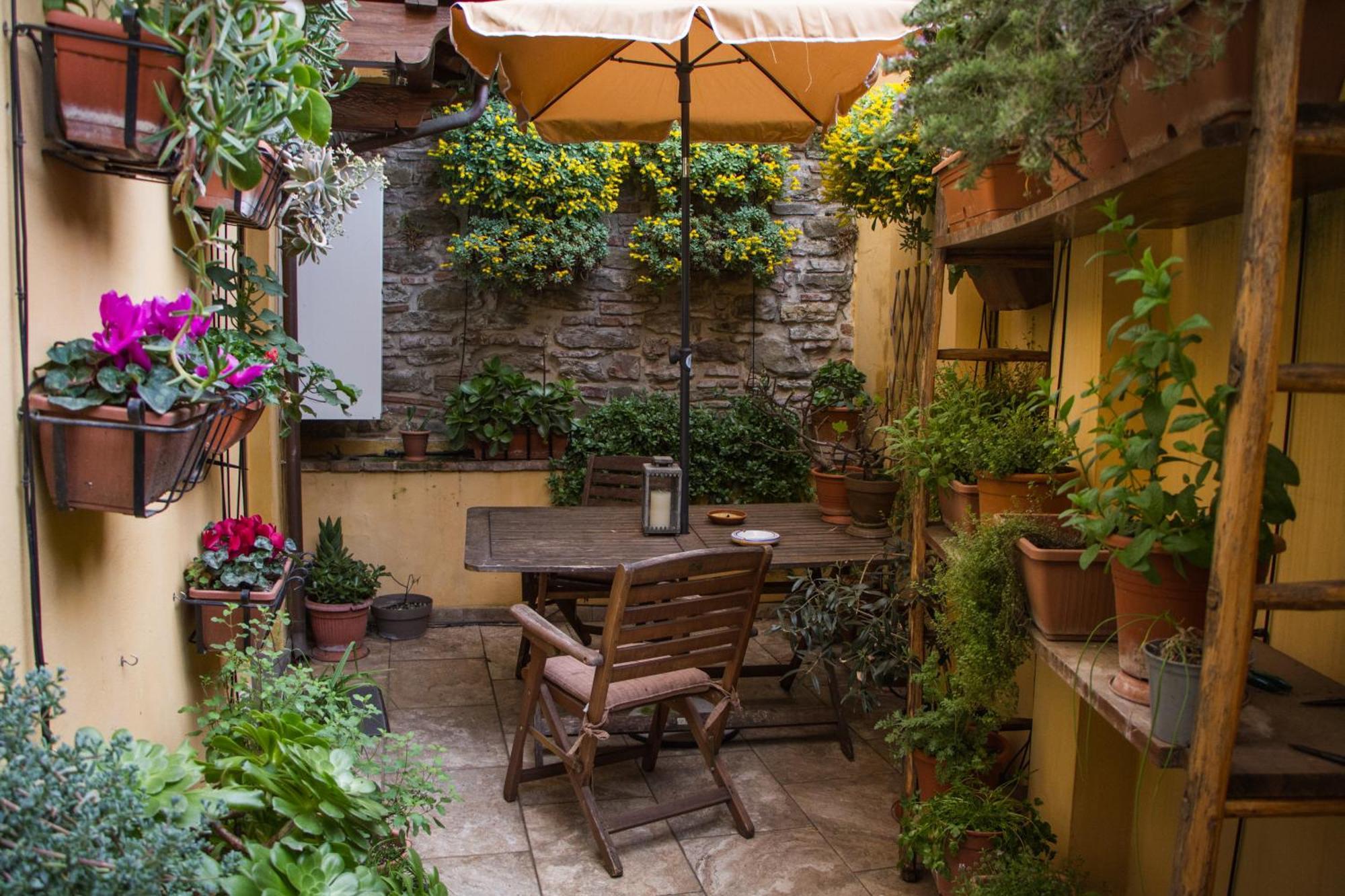 Residenza Fra Le Torri - Charme & Art Gallery Home อาเรซโซ ภายนอก รูปภาพ